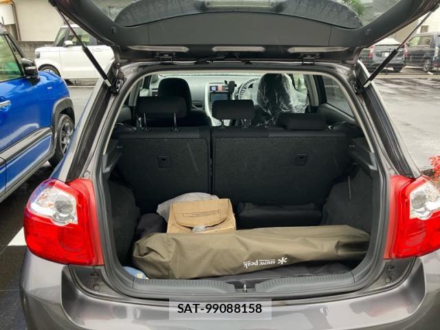 Toyota AURIS 2011-10 7782808-9