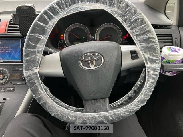 Toyota AURIS 2011-10 7782808-14