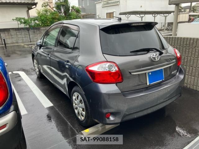 Toyota AURIS 2011-10 7782808-3