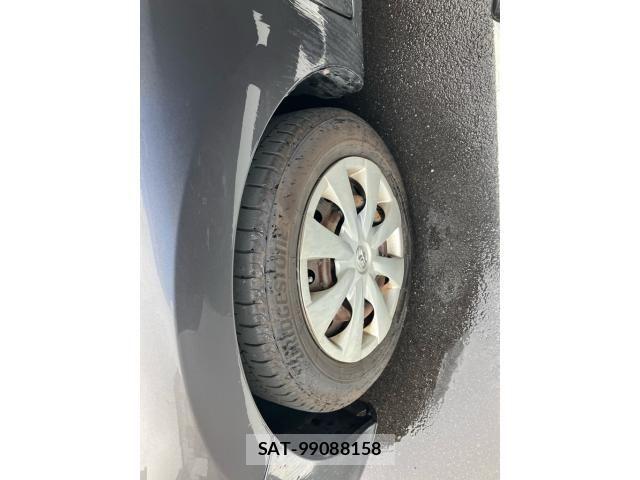 Toyota AURIS 2011-10 7782808-7