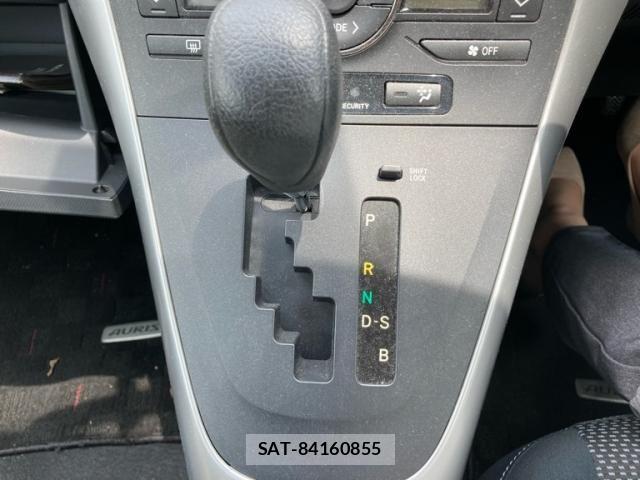 Toyota AURIS 2009-10 7875403-17