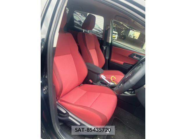 Toyota AURIS 2016-08 7875401-9