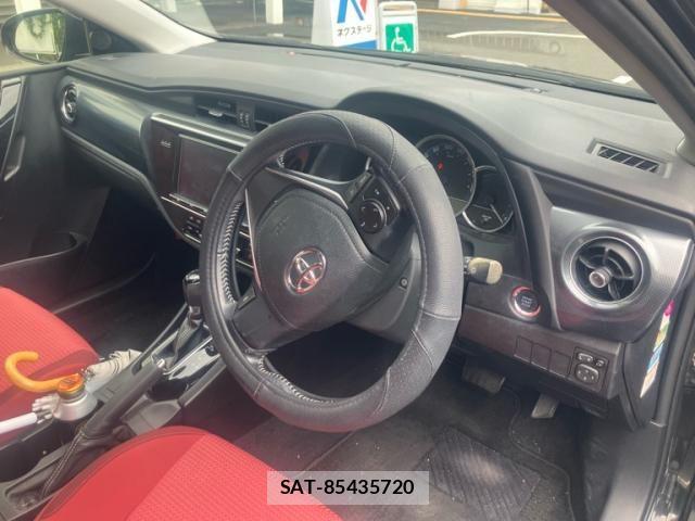 Toyota AURIS 2016-08 7875401-11