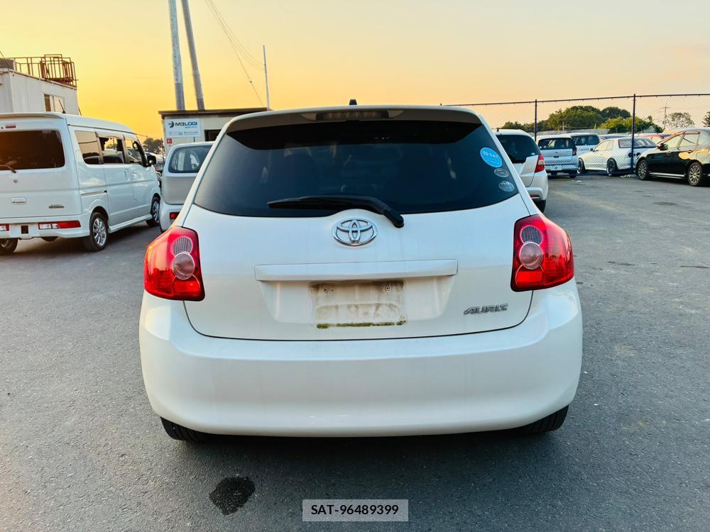 Toyota AURIS 2007-10 7891114-3