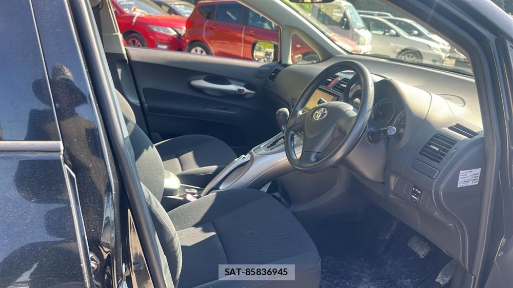 Toyota AURIS 2008-10 7634470-11