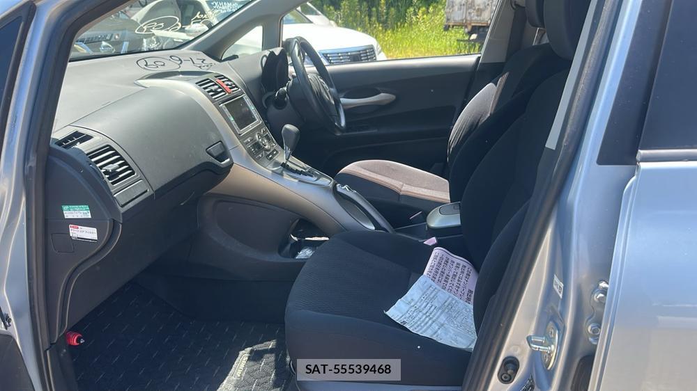 Toyota AURIS 2007-05 7634468-10