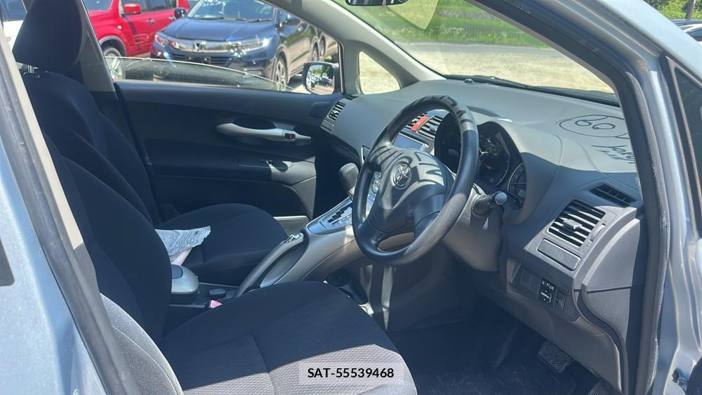 Toyota AURIS 2007-05 7634468-11