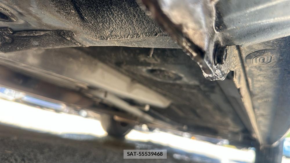 Toyota AURIS 2007-05 7634468-33