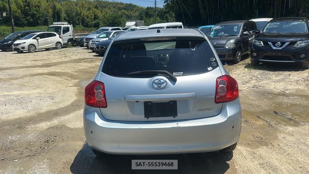 Toyota AURIS 2007-05 7634468-3