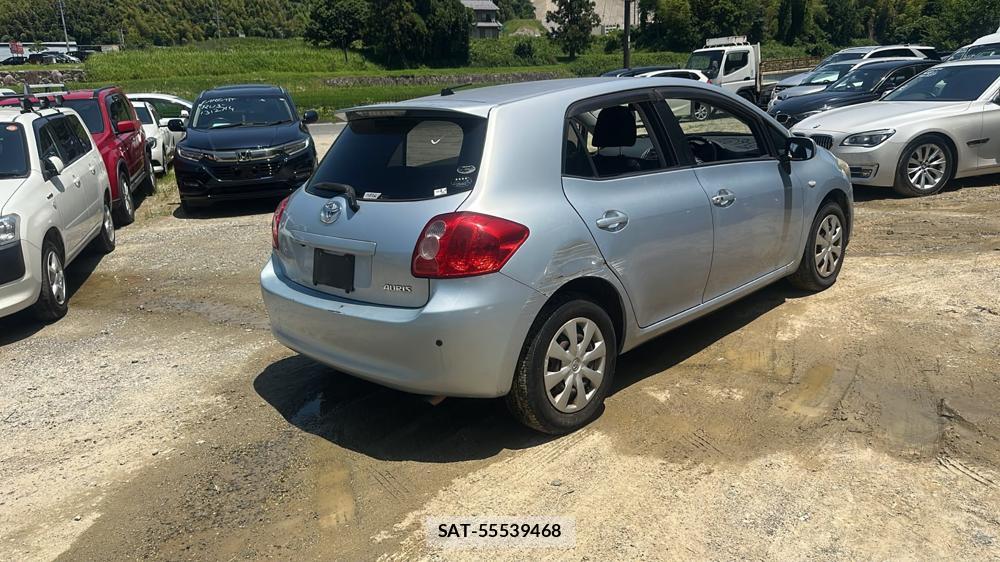 Toyota AURIS 2007-05 7634468-4