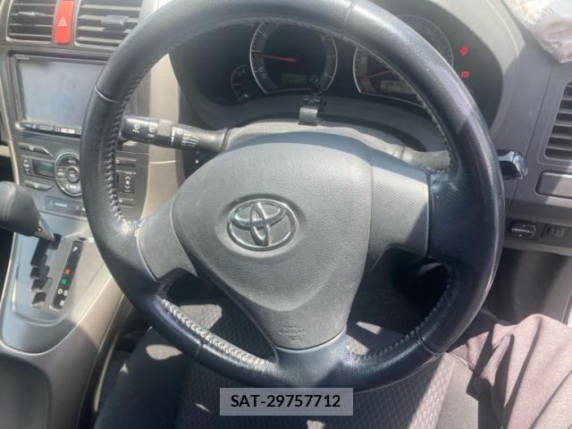 Toyota AURIS 2008-06 7960604-17