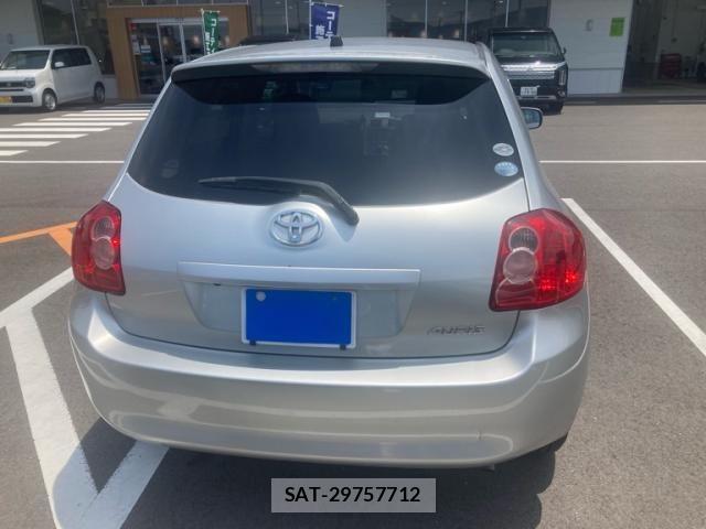 Toyota AURIS 2008-06 7960604-3