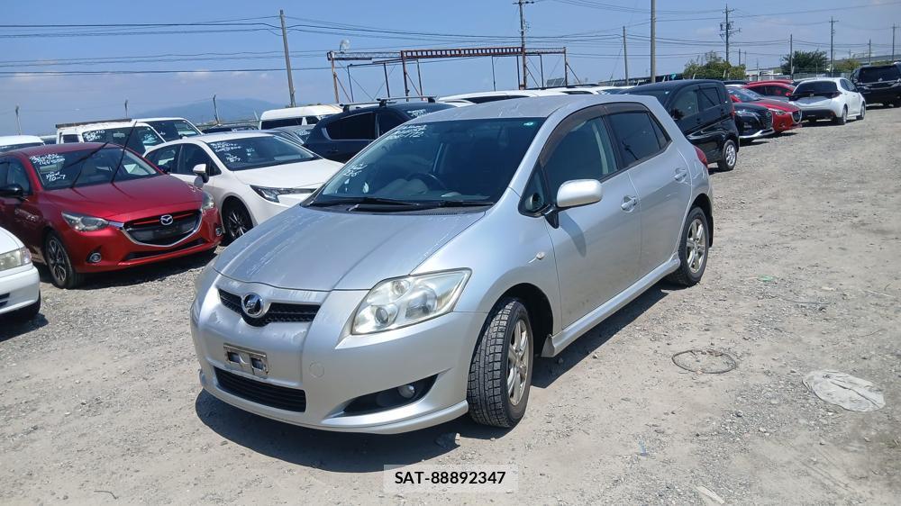 Toyota AURIS 2009-09 7496371-0