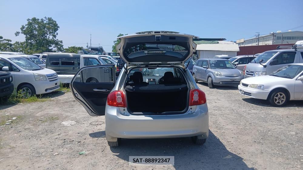 Toyota AURIS 2009-09 7496371-25