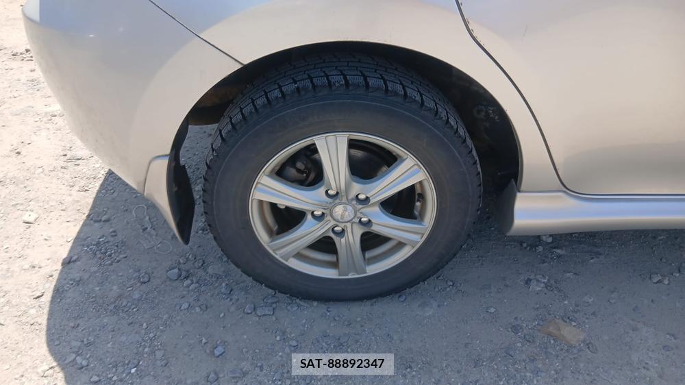 Toyota AURIS 2009-09 7496371-26