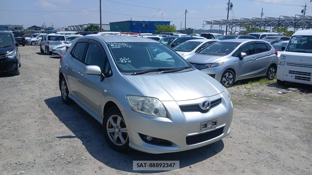 Toyota AURIS 2009-09 7496371-6