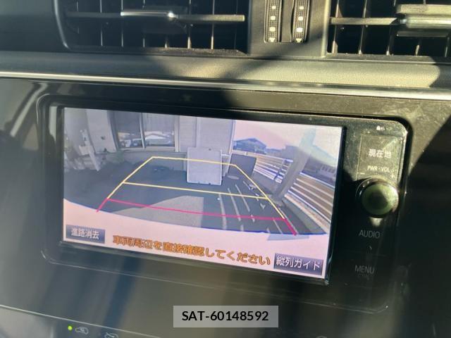 Toyota AURIS 2015-07 7978577-22