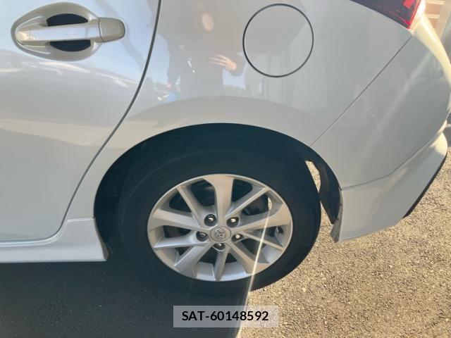 Toyota AURIS 2015-07 7978577-6
