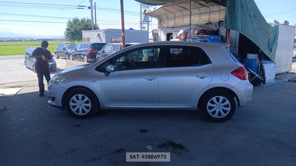 Toyota AURIS 2007-06 7605439-1