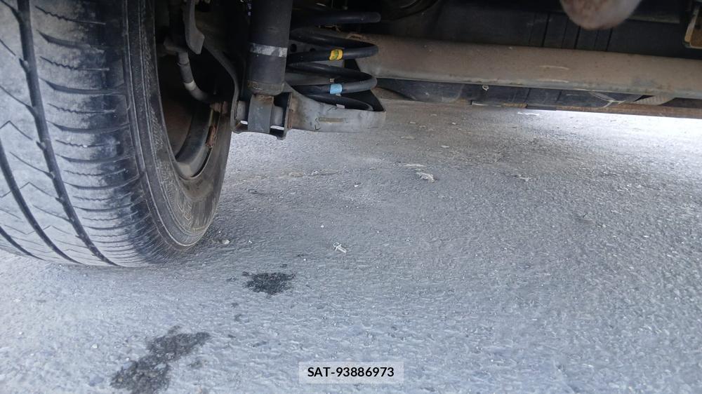 Toyota AURIS 2007-06 7605439-32