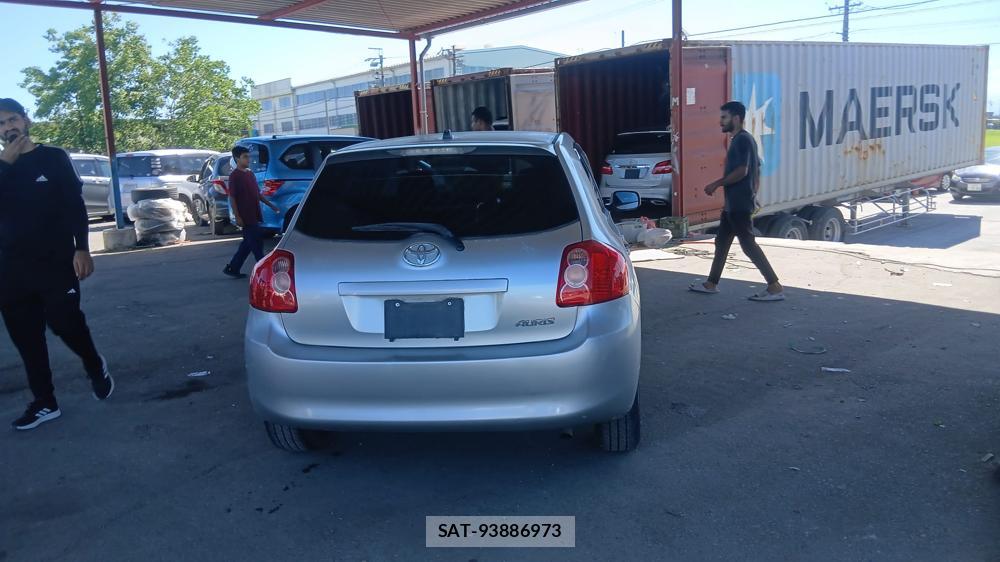 Toyota AURIS 2007-06 7605439-3
