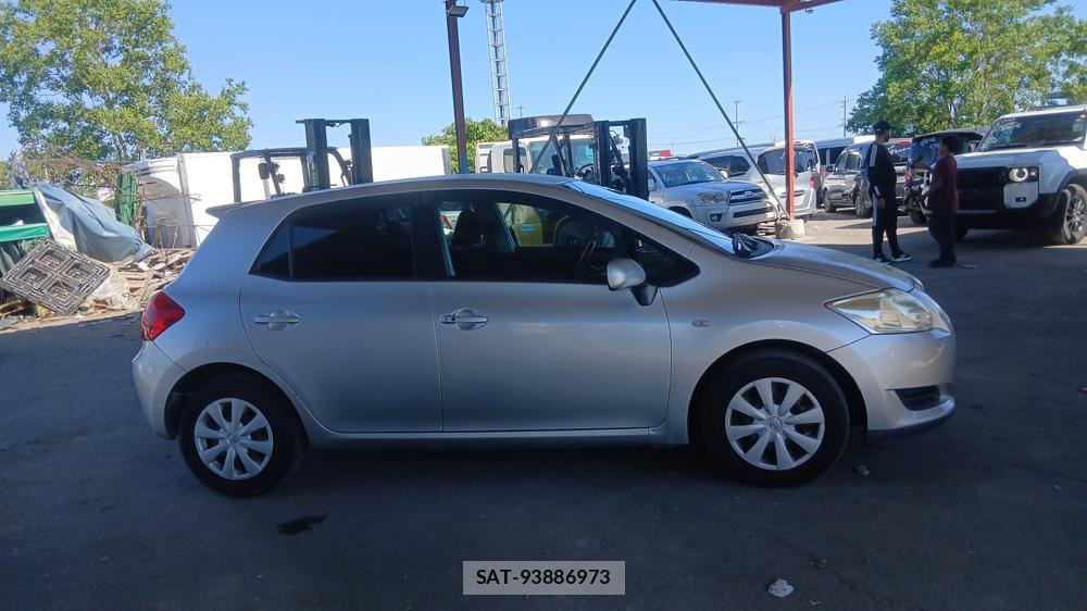 Toyota AURIS 2007-06 7605439-5