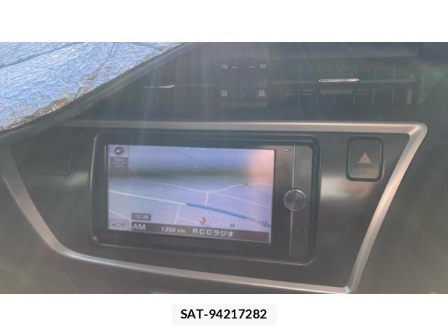 Toyota AURIS 2014-01 8034510-13