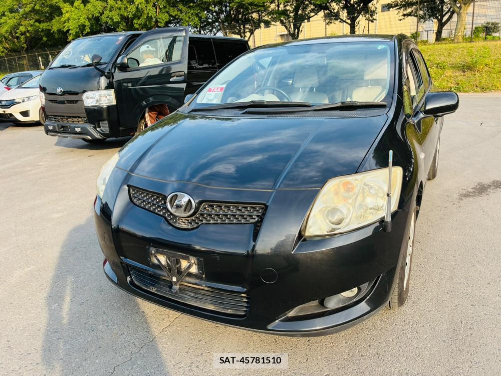 Toyota AURIS 2009-07 7972157-0