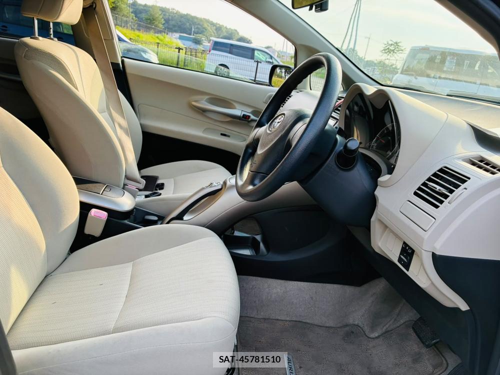 Toyota AURIS 2009-07 7972157-11