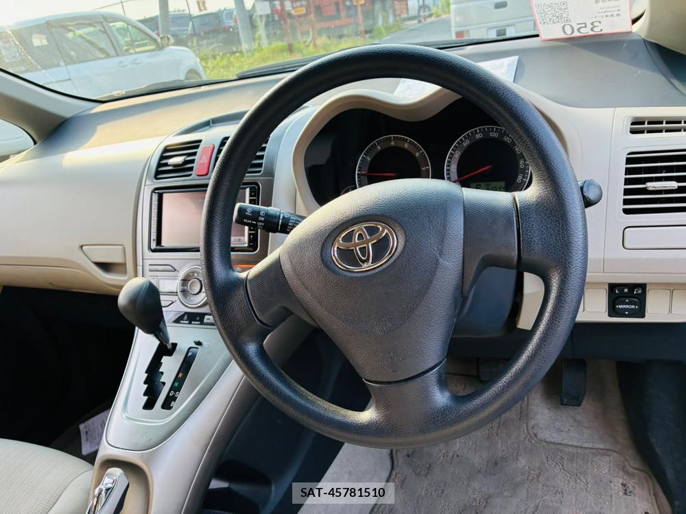 Toyota AURIS 2009-07 7972157-14