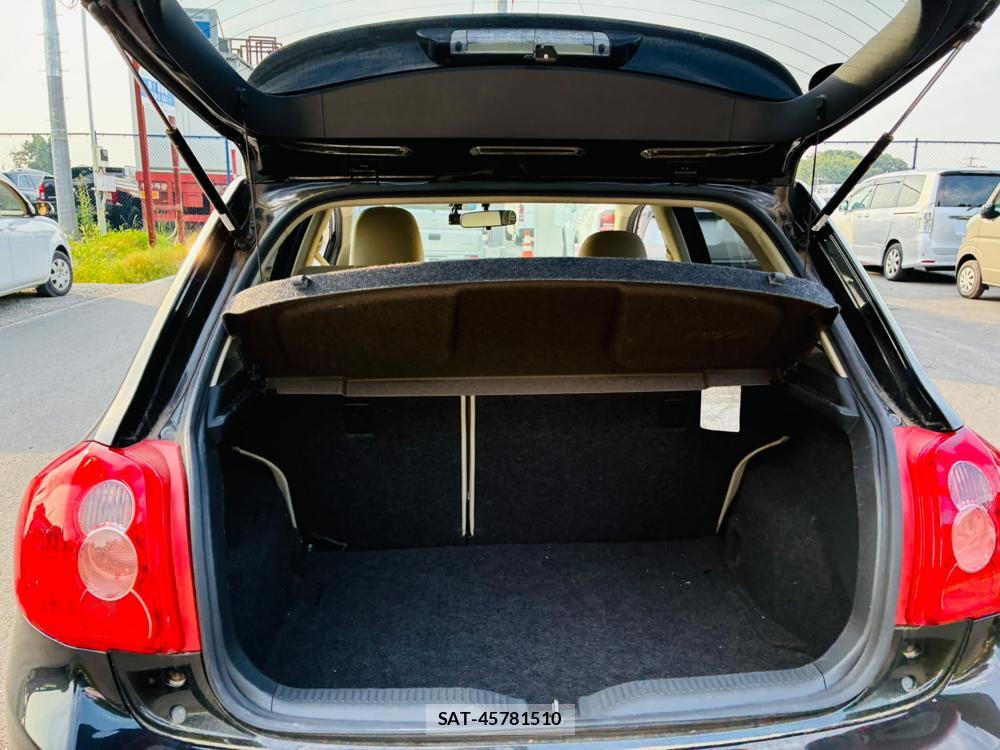 Toyota AURIS 2009-07 7972157-24