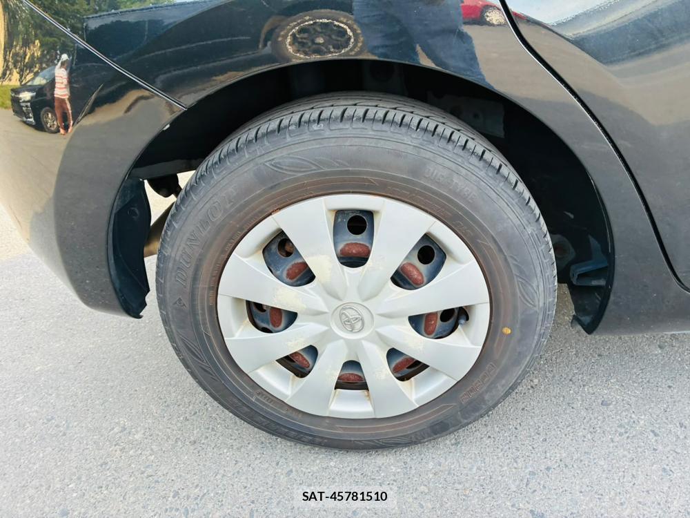 Toyota AURIS 2009-07 7972157-26