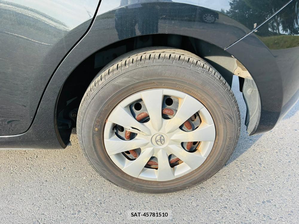 Toyota AURIS 2009-07 7972157-29
