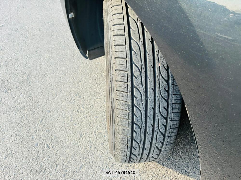 Toyota AURIS 2009-07 7972157-31