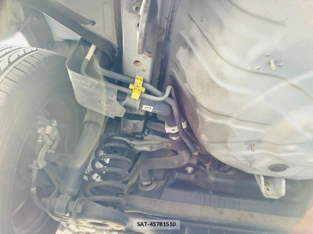 Toyota AURIS 2009-07 7972157-34