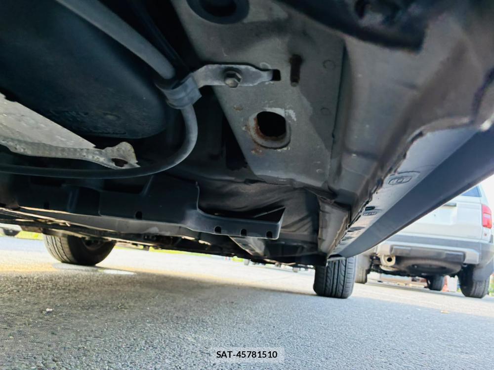 Toyota AURIS 2009-07 7972157-36