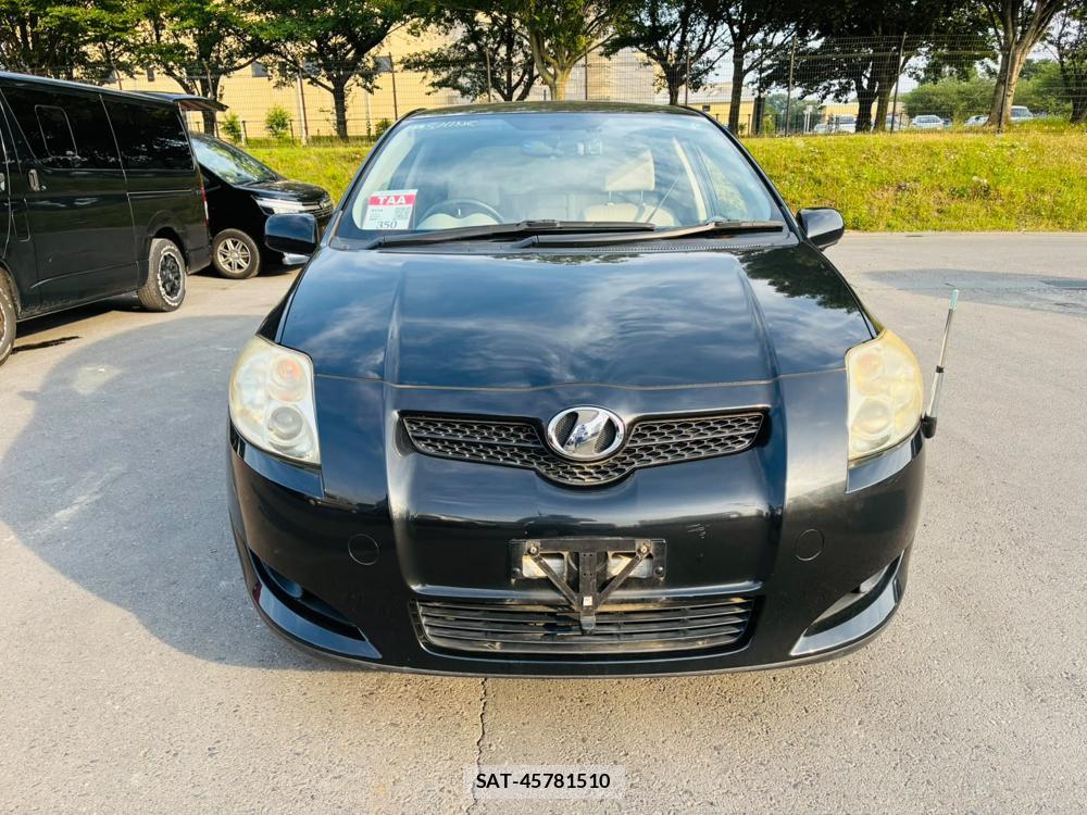 Toyota AURIS 2009-07 7972157-7