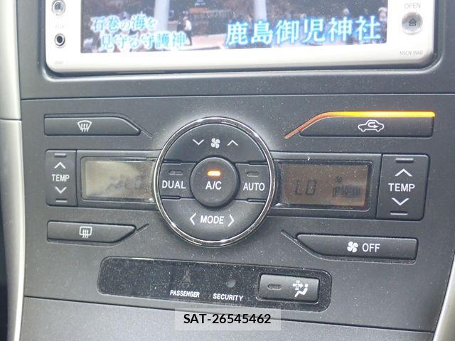 Toyota AURIS 2010-06 8072952-14