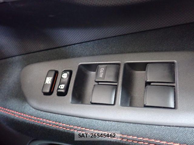 Toyota AURIS 2010-06 8072952-19