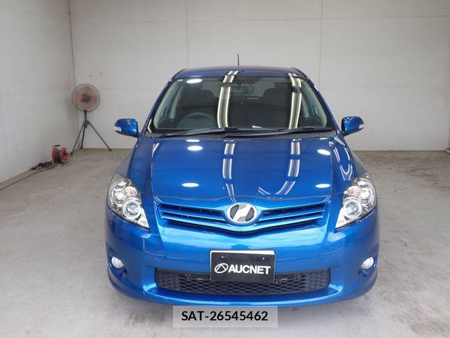 Toyota AURIS 2010-06 8072952-4