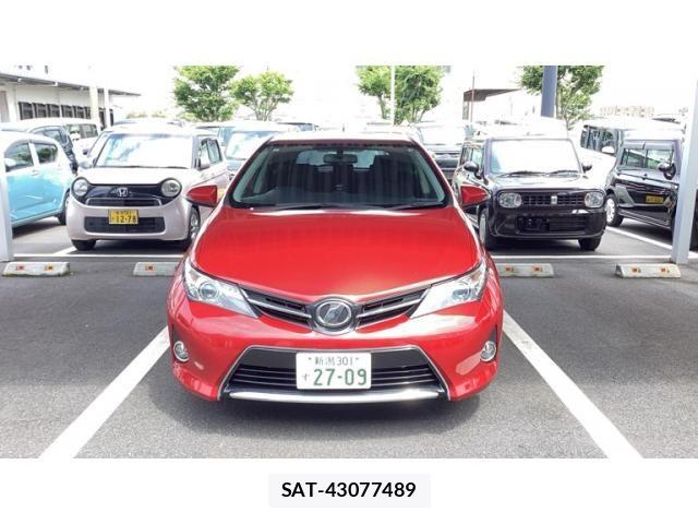 Toyota AURIS 2013-07 8072953-0