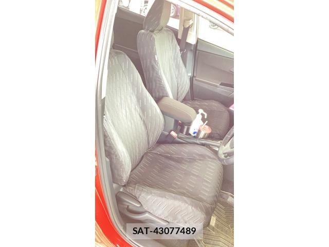 Toyota AURIS 2013-07 8072953-9