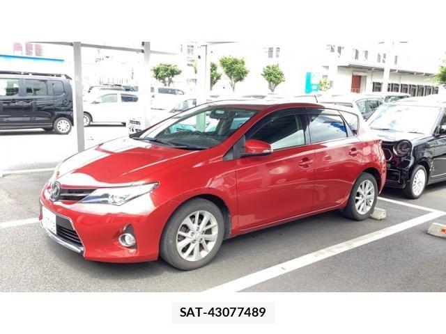 Toyota AURIS 2013-07 8072953-2