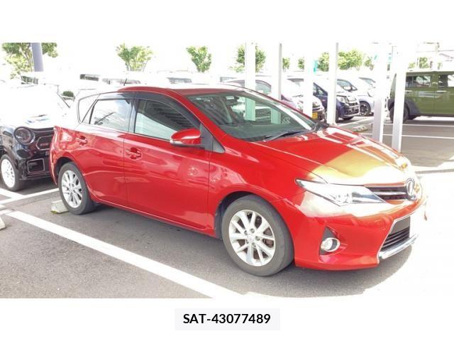 Toyota AURIS 2013-07 8072953-3