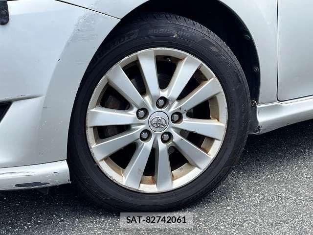 Toyota AURIS 2009-07 8098103-3