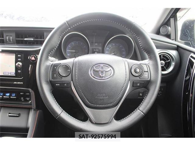 Toyota AURIS 2016-09 8098100-19