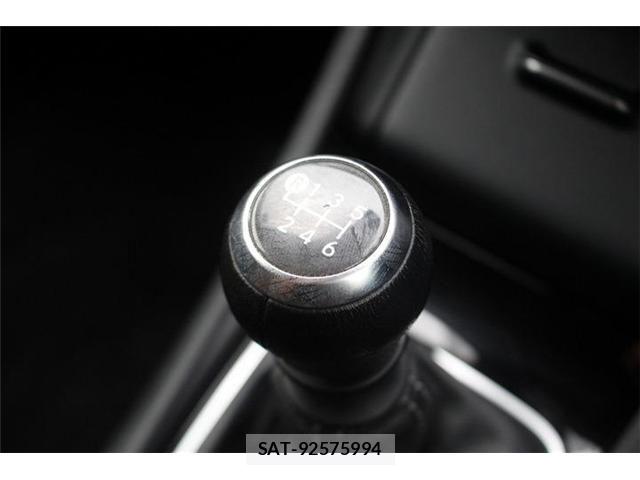 Toyota AURIS 2016-09 8098100-3
