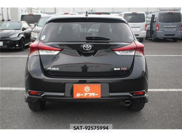 Toyota AURIS 2016-09 8098100-7