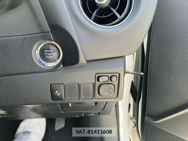 Toyota AURIS 2016-02 8098099-9