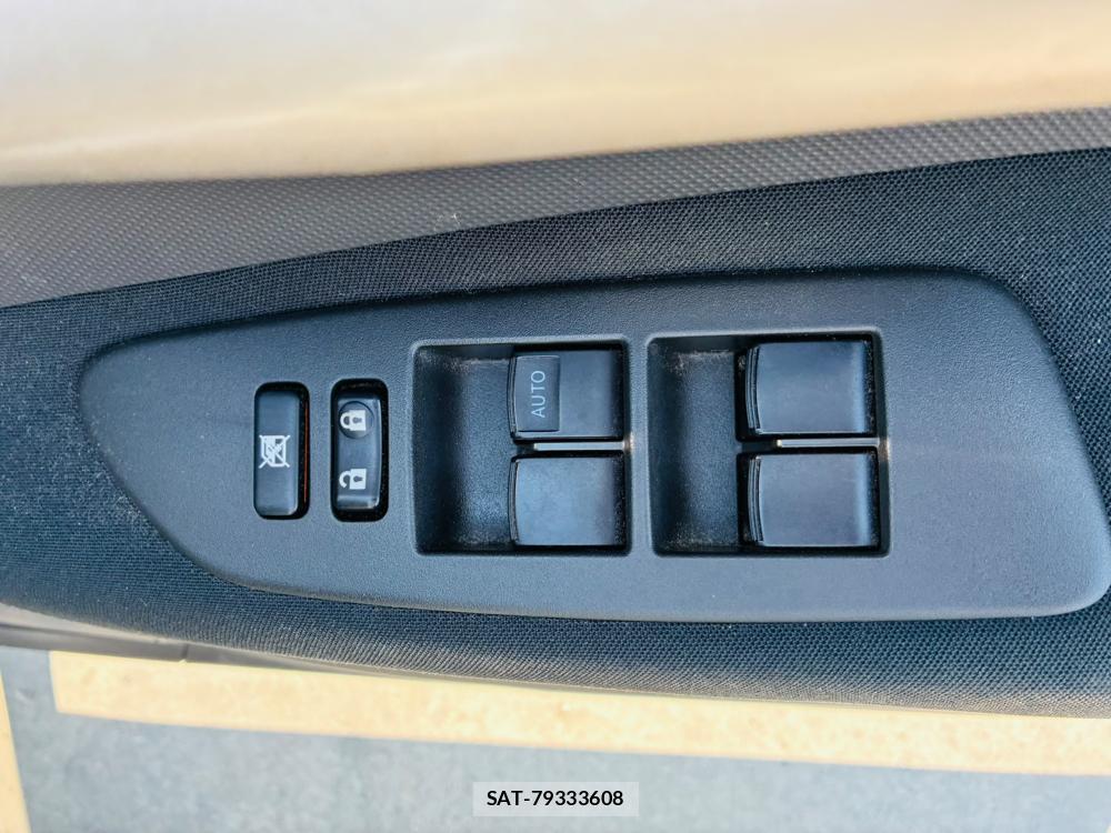 Toyota AURIS 2007-05 7933415-17